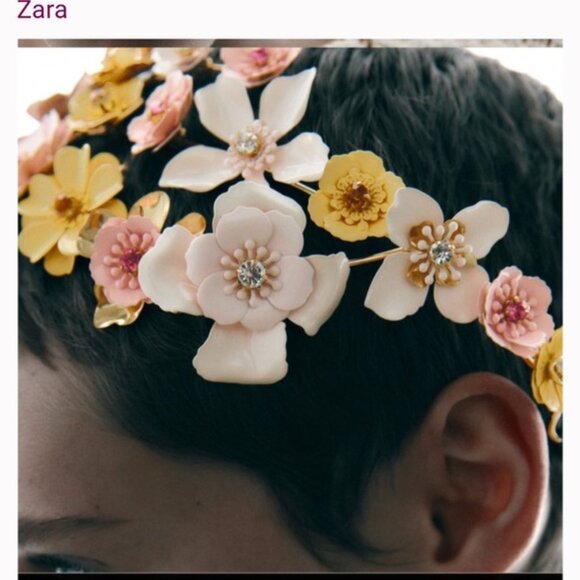ZARA SPARKLY HEADBAND Tiara 2023 3D Mettalic flowers rhinestones rare sold out - Picture 2 of 7